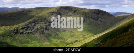 Vista di Caudale Moor Fell, Hartsop Valley, Kirkstone Pass, Lake District National Park, Cumbria, Inghilterra, Regno Unito Caudale Moor Fell è uno dei 214 Wainw Foto Stock