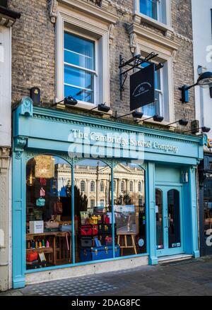 Cambridge Satchel Company Store - il negozio di Cambridge della Cambridge Satchel Company nel centro storico di Cambridge, borse a mano di produzione britannica. Foto Stock