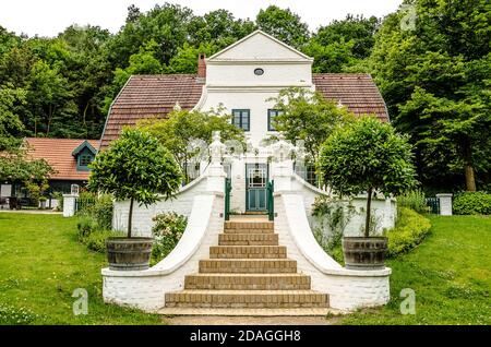 Il villaggio di Worpswede vicino a Brema è conosciuto in Germania e oltre per la sua comunità di artisti a maglia stretta. Il villaggio stesso celebra 800 anni Foto Stock