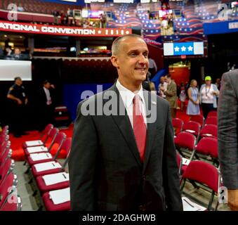 FILE: 12 Nov 2020. Foto scattata: Cleveland, Ohio, USA. 18 luglio 2016. L'ex responsabile della campagna di Corey Lewandowski Donald Trump parla con i delegati della Repubblican National Nominating Convention nella Quicken Loans Arena. Credit: Mark Reinstein/Media Punch/Alamy Live News Foto Stock