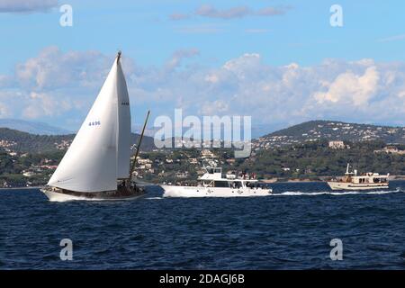 22e Voiles - Saint Tropez, Francia - Meerblick 29 vela - paesaggio, COVID-19, coronavirus - Set, 27, 2020 - p.m. 4 - Port de Saint Tropez Foto Stock