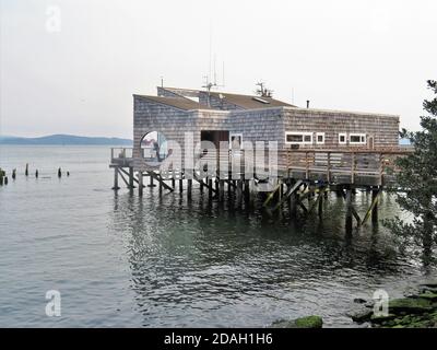 Edificio sul lungomare di Astoria, oregon Foto Stock