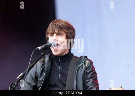 Jake Bugg si esibisce sul palco principale al 2017 OnBlackheath Music Festival Foto Stock