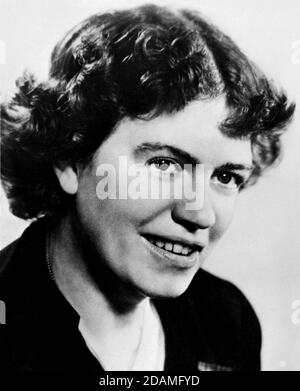 1935 ca., USA: La famosa antropologa culturale femminile MARGARET MEAD ( 1901 - 1978 ). Fotografo sconosciuto . - STORIA - foto storiche - ritratto - ritratto - ANTROPOLOGIA CULTURALE - ANTROPOLOGA - ANTROPOLOGIA - SCIENZA - SCIENZA ---- Archivio GBB Foto Stock