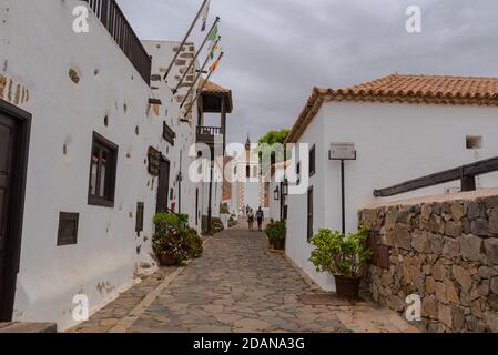 Betancuria, Fuerteventura, Spagna : 2020 Ottobre 6 : paesaggio urbano a Bentancuria sull'isola di Fuerteventura in Spagna in estate. Foto Stock