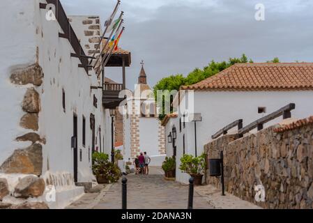 Betancuria, Fuerteventura, Spagna : 2020 Ottobre 6 : paesaggio urbano a Bentancuria sull'isola di Fuerteventura in Spagna in estate. Foto Stock