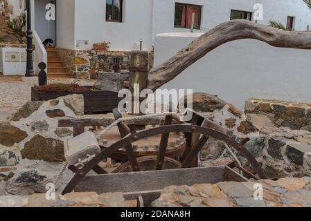 Betancuria, Fuerteventura, Spagna : 2020 Ottobre 6 : paesaggio urbano a Bentancuria sull'isola di Fuerteventura in Spagna in estate. Foto Stock