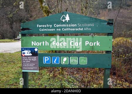Cartello North Face Car Park a ben Nevis, informazioni dalla Forestry Commission Scotland Foto Stock