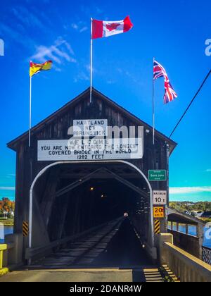 New Brunswick, Canada, settembre 2019, primo piano dell'Hartland Covered Bridge Foto Stock