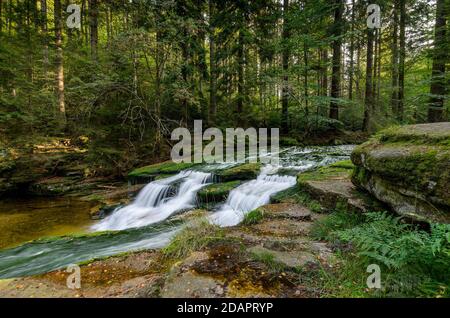 Cascate Szklarka superiore, Monti Giganti, Szklarska Poreba. Provincia della bassa Slesia, Polonia. Foto Stock