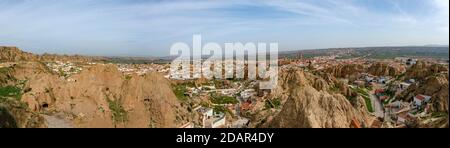 Grotta Troglodytos distretto, cave houses in rocce, Mirador Las Cuevas, Cerro de la Bala, Guadix, provincia di Granada, Spagna Foto Stock