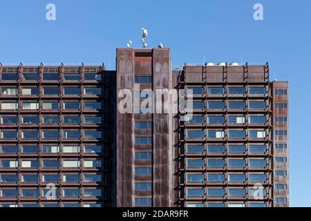 Edificio di uffici con facciata in acciaio corten, strato di ruggine, Landesbetrieb IT.North Rhine-Westfalia, architetto Gottfried Boehm, Duesseldorf Foto Stock