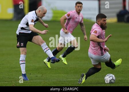 DARLINGTON, INGHILTERRA. IL 14 NOVEMBRE Hatfield di Darlington spara al traguardo dopo Shane Sutton durante la Vanarama National League North match tra Darlington e AFC Telford United a Blackwell Meadows, Darlington sabato 14 novembre 2020. (Credit: Mark Fletcher | MI News) Credit: MI News & Sport /Alamy Live News Foto Stock