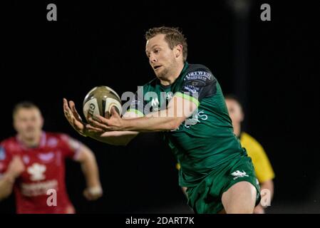 Galway, Irlanda. 14 novembre 2020. Jack Carty of Connacht durante la partita Guinness PRO14 Round 6 tra Connacht Rugby e Scarlets allo Sportsground di Galway, Irlanda il 14 novembre 2020 (Foto di Andrew SURMA/SIPA USA) Credit: Sipa USA/Alamy Live News Foto Stock