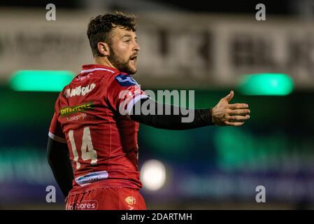 Galway, Irlanda. 14 novembre 2020. Ryan Conbeer of Scarlets durante la partita Guinness PRO14 Round 6 tra Connacht Rugby e Scarlets allo Sportsground di Galway, Irlanda il 14 novembre 2020 (Foto di Andrew SURMA/SIPA USA) Credit: Sipa USA/Alamy Live News Foto Stock