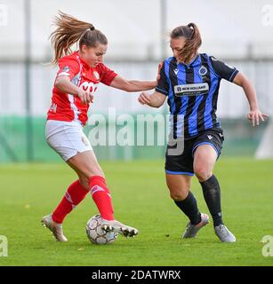 Davinia VANMECHELEN di Standard (25) raffigurato in una lotta per la palla con Jody Vangheluwe (22 Brugge) durante una partita di calcio femminile tra Standard Femina de Liege Club Brugge YLA il settimo giorno della stagione 2020 - 2021 della Super League belga Scooore Womens , sabato 14 novembre 2020 ad Angleur, Belgio . PHOTO SPORTPIX.BE | SPP | DAVID CATRY David Catry | Sportpix.be | SPP Foto Stock