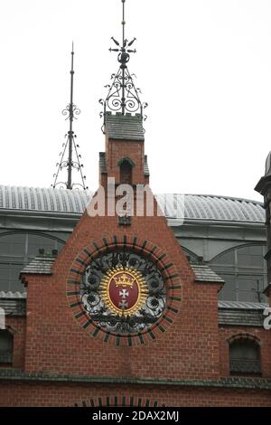 Il mercato storico (Hala Targowa) Sorge nel centro di Gdańsk Foto Stock