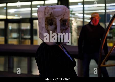 Ocean Rebellion all'IMO, Londra. 15 novembre 2020. Foto Stock