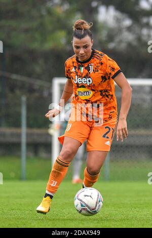 San Gimignano (Fi, Italia. san gimignano (fi), Italia, stadio Santa Lucia, 14 Nov 2020, Arianna Caruso (Juventus) durante Florentia San Gimignano vs Juventus FC - Calcio italiano Serie A Femminile match - Credit: LM/Fabio Fagiolini Credit: Fabio Fagiolini/LPS/ZUMA Wire/Alamy Live News 2020 Foto Stock