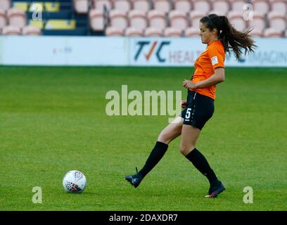 Barnet, Regno Unito. 15 novembre 2020. EDGWARE, INGHILTERRA - NOVEMBRE 15: Georgia Robert of London Bees durante il campionato fa Women's Championship tra London Bees e Lewes FC Women all'Hive Stadium di Edgware, Regno Unito il 15 Novembre 2020 Credit: Action Foto Sport/Alamy Live News Foto Stock