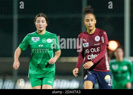 Chene Bourg, Schweiz. 14 novembre 2020. 14 novembre 2020, Chene-Bourg, Stade de Marignac, AXA Super League femminile: Servette FCCF - FC San Gallo-STAAD, 27 Amira Arfaoui (Servette, destra) e 23 Serena li Puma (St Gallen-STAAD) Credit: SPP Sport Press Photo. /Alamy Live News Foto Stock