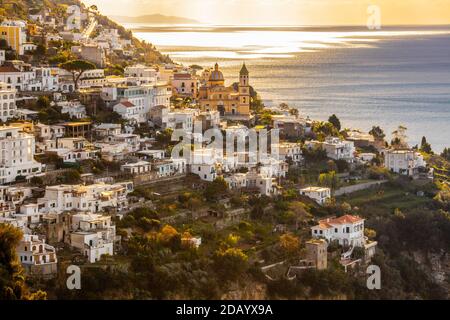 Praiano, Provincia di Salerno, Costiera Amalfitana, Italia Foto Stock