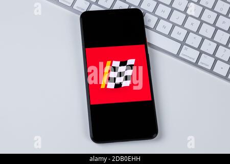 Logo dell'app Advance Auto Parts sullo schermo di uno smartphone. Foto Stock