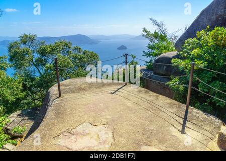 Vista sulla cima del Monte Misen, sull'isola di Miyajima (Itsukushima), Giappone Foto Stock