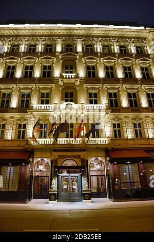 Covid 19: Vienna prima del 2 hard lockdown Vienna, 11/13/2020 Hotel Sacher | utilizzo in tutto il mondo Foto Stock