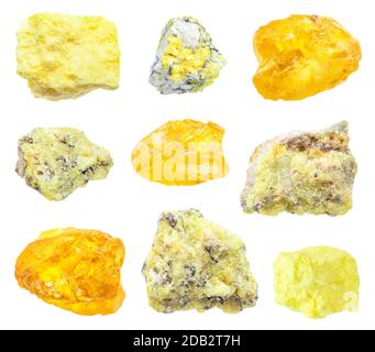 Set di vari minerali Di Zolfo (Zolfo) isolati su sfondo bianco Foto Stock