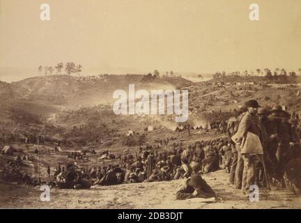 Prigionieri confederati a Belle Plain Landing, Va., catturati con Johnson's Division, 12 maggio 1864. Foto Stock