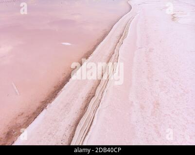 Saline bianche del Limano Rosso Kuyalnik in Ucraina, Odessa in estate Foto Stock