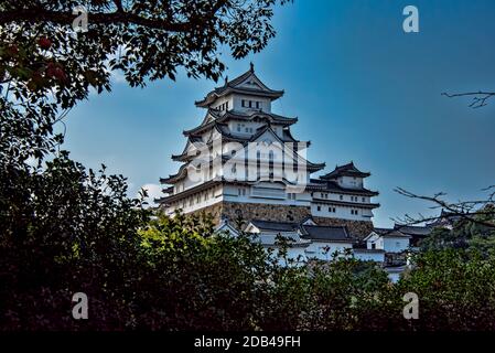 Il castello di Himeji chiamato l'Egret bianco o il castello dell'airone bianco, Himeji, Giappone. Patrimonio dell'umanità dell'UNESCO. Foto Stock