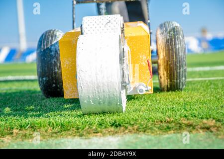 Contrassegni del campo di calcio: Contrassegno centrale, linea centrale, cerchio centrale, aree di penalità, aree di obiettivo, quadrante d'angolo Foto Stock