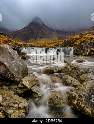 Le piscine Fairy, Glen fragile, Isola di Skye. Foto Stock