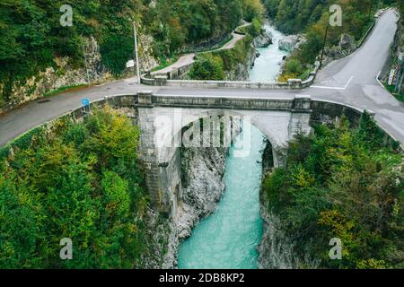 Ponte di Napoleone sul fiume Soca, Kobarid, Slovenia Foto Stock