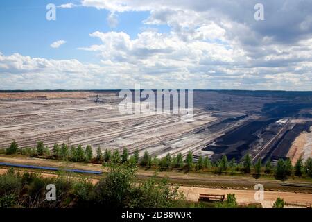 Braunkohletagebau Inden im Rheinischen Braunkohlerevier, Nordrhein-Westfalen, Deutschland Foto Stock