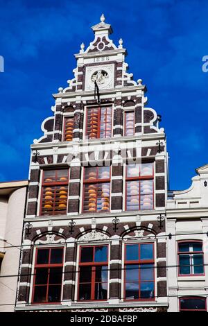 Bellissimo edificio presso il vecchio quartiere Cetral in Amsterdam Foto Stock