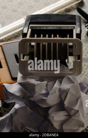 Timbro in gomma sulla carta di scarto Foto Stock