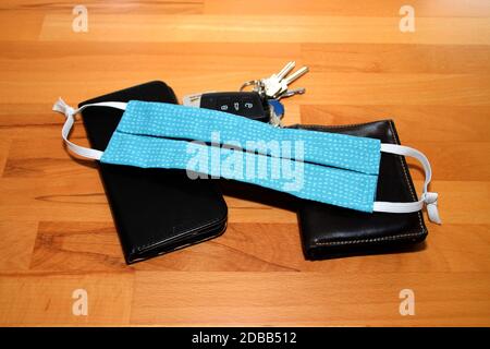 Una protezione per il naso del mouse su un tavolo Foto Stock