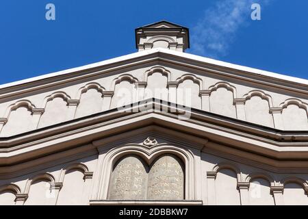 Dettagli della facciata della Sinagoga Tempel nel quartiere ebraico di Cracovia - Kazimierz, Polonia Foto Stock