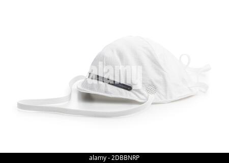 Maschera di protezione Kn95. Respiratore bianco isolato su sfondo bianco. Foto Stock