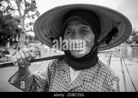 Cappello di paglia vietnamita