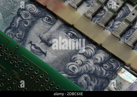 Primo piano sulla banconota croata con circuito stampato Foto Stock