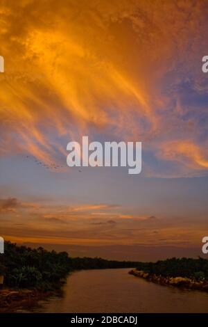 Bei tramonti del Bangladesh Foto Stock