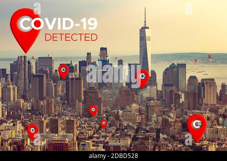 Icona del contrassegno della posizione di rilevamento dell'epidemia di Coronavirus di New York. Icona del puntatore sulla mappa sullo sfondo panoramico di New York. Vista aerea di New York. New York Foto Stock