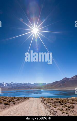 Lagunas Altiplanicas, Miscanti y Miniques, splendida vista sul deserto di Atacama. Cile, Sud America. Foto Stock