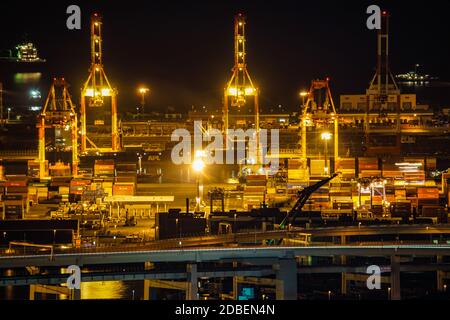 Zona industriale di Keihin visibile dalla torre di riferimento di Yokohama. Luogo di ripresa: Yokohama-città prefettura di kanagawa Foto Stock