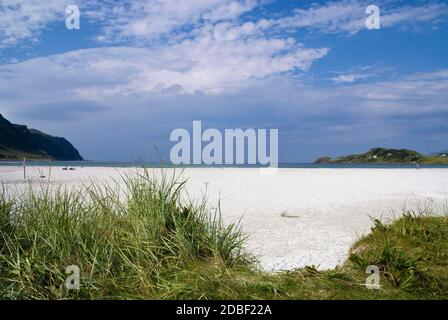 Spiaggia di Refviksanden sull'isola di Vagsoy vicino Maloy Foto Stock