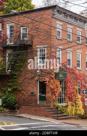 Cold Spring, NY, 25 ottobre 2020: Il Pig Hill Inn Bed and Breakfast costruito nel 1825. Foto Stock
